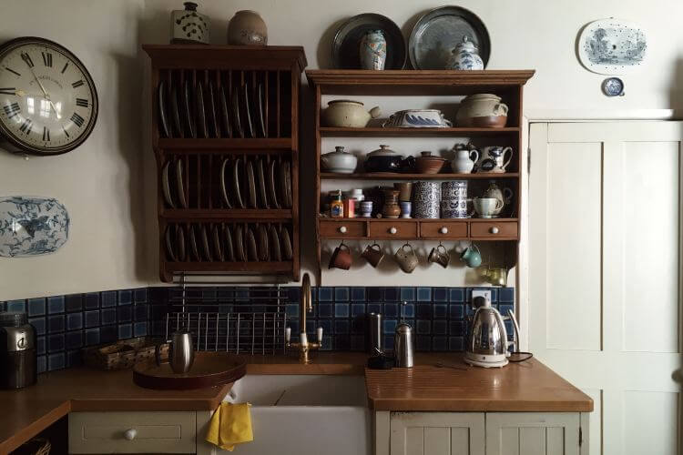 Old-fashioned shelves for crockery